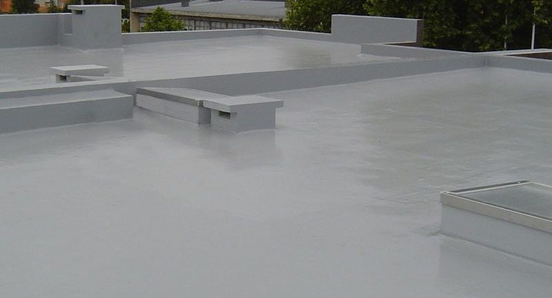 A flat roof coated with liquid rubber 