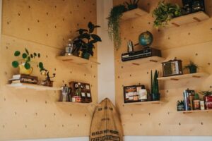 How to make shelving out of plywood