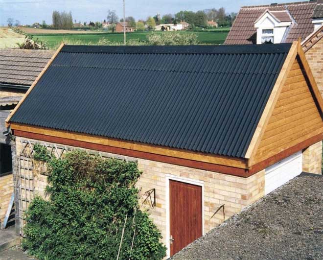 Image of roofing sheets on a garage