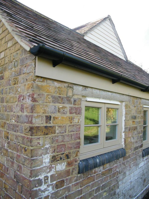 Floplast guttering