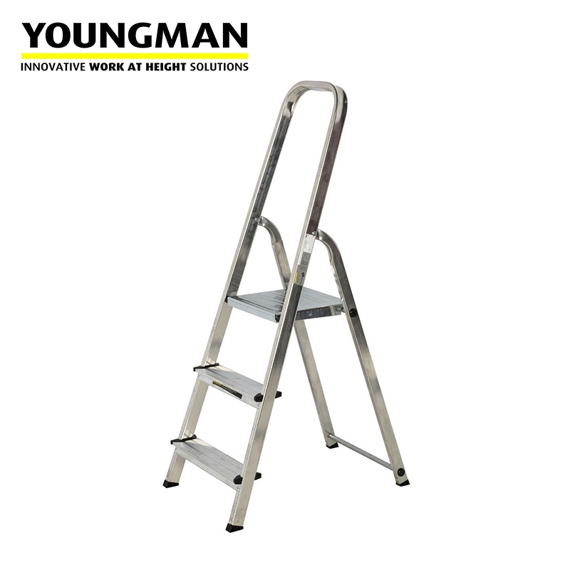 Youngman 3 Tread Atlas Light Trade Step Ladder EN131 Roofing