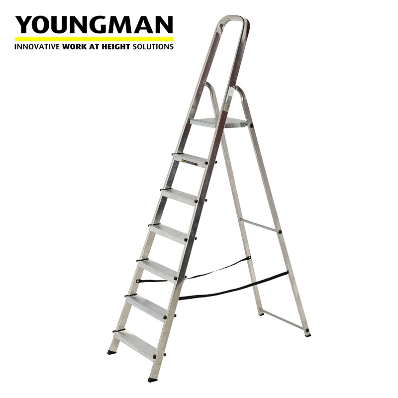 Youngman 7 Tread Atlas Light Trade Step Ladder EN131 Roofing